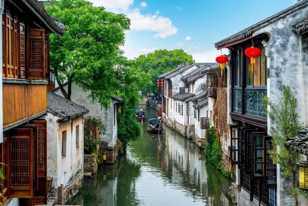 深圳网红餐厅,被曝将剩饭倒进电饭煲!最新回应来了